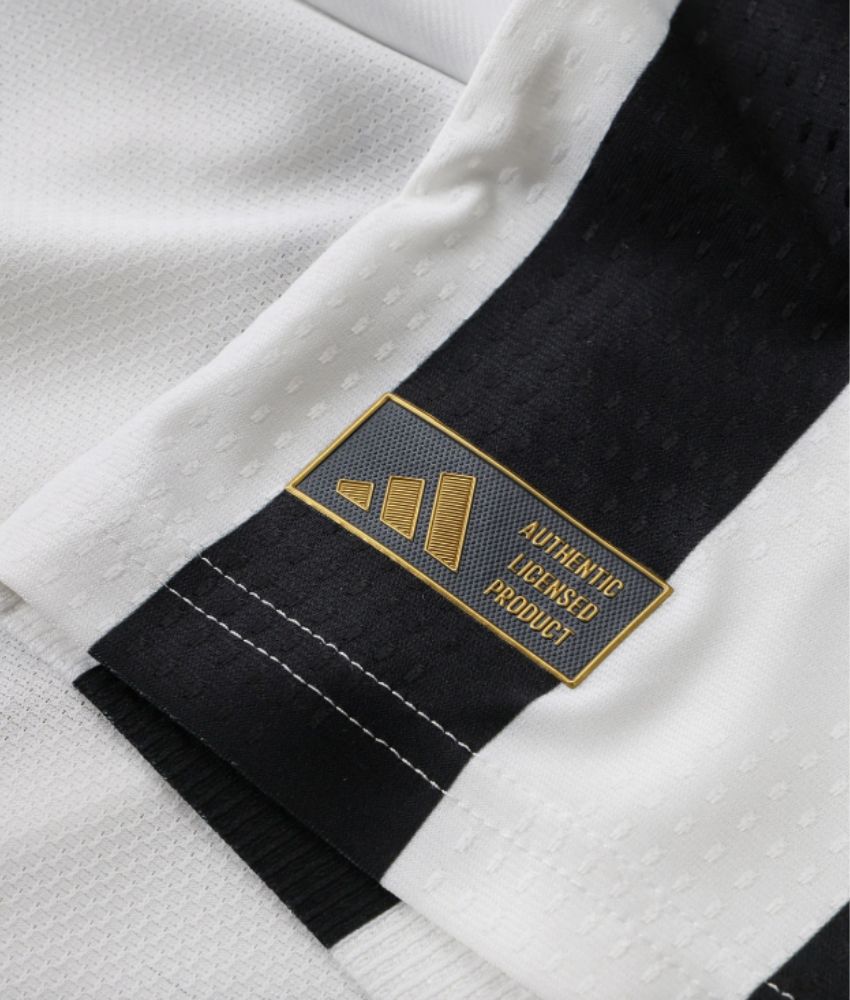 Juventus 2026/27 Home Jersey – Fan Version