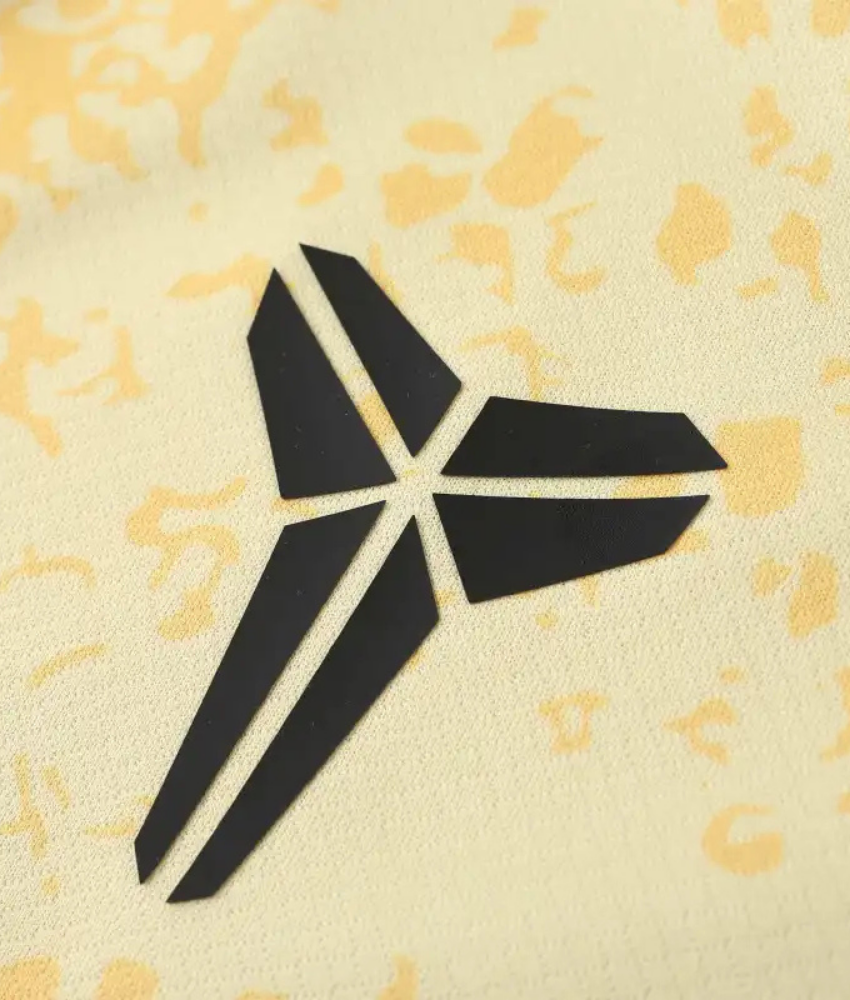 Barcelona 2025/26 Away Jersey – Fan Version