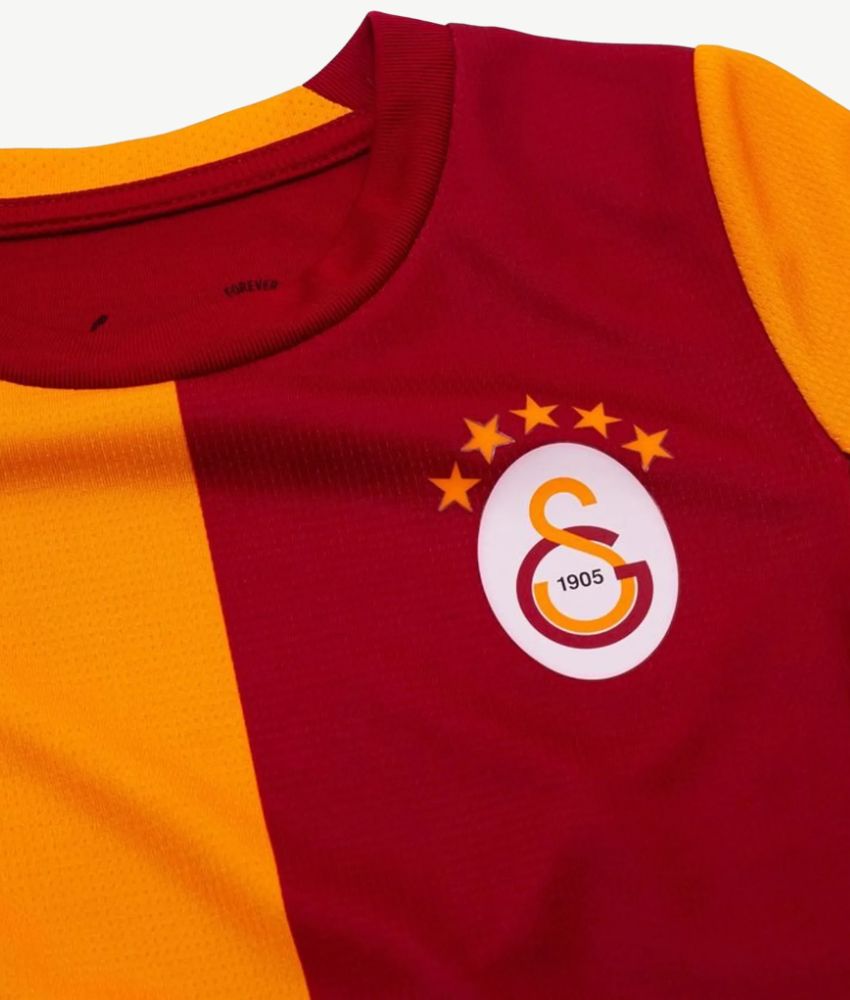 Galatasaray 2026/27 Home Jersey – Fan Version