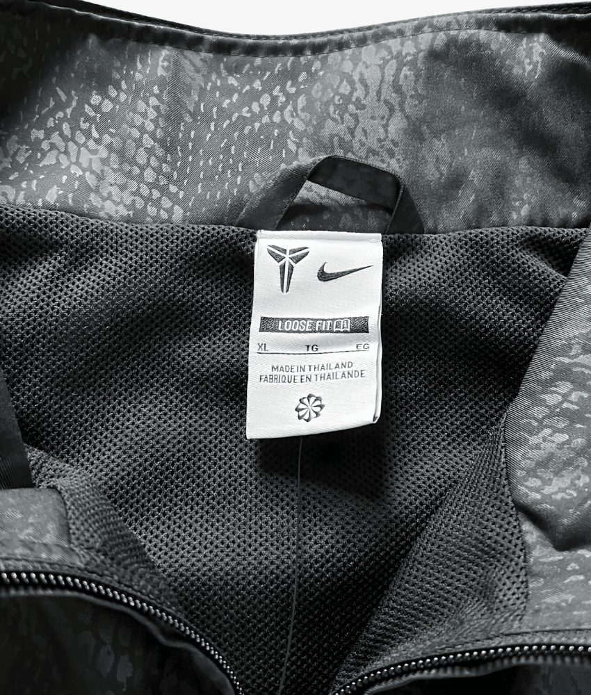 Barcelona 2025/26 Mamba Snakeskin Windbreaker