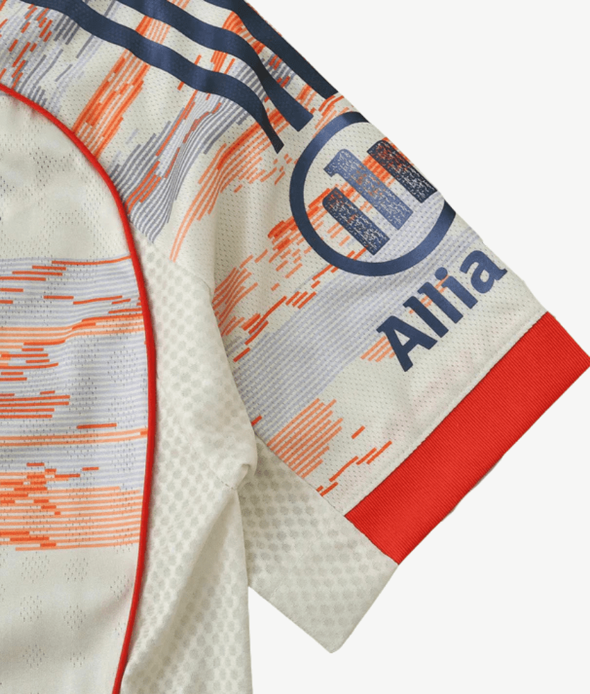 Bayern Munich 2025/26 Away Jersey – Fan Version