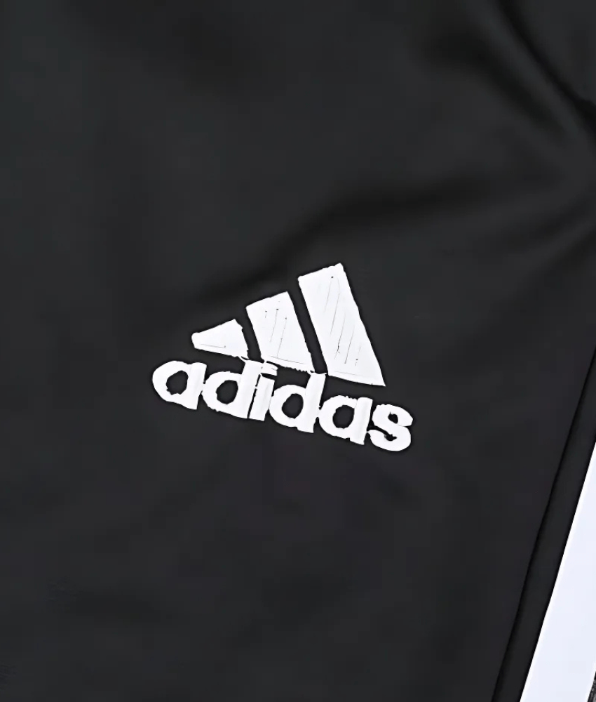 Real Madrid 2022/23 Black Dragon 1/4 Zip Tracksuit
