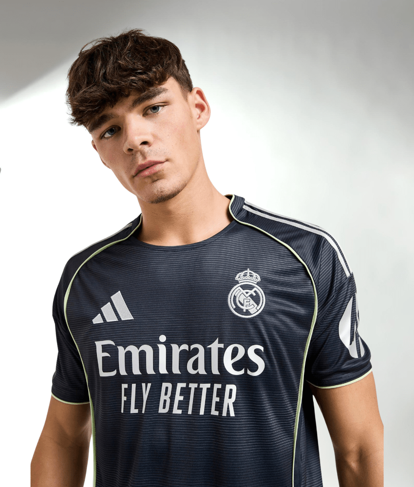Real Madrid 2025/26 Away Jersey – Fan Version