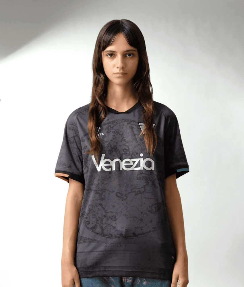 Venezia 2025/26 Home Jersey – Fan Version